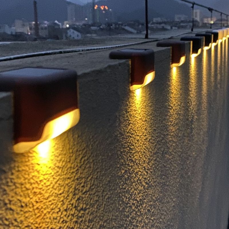 1.2V Εισερχόμενη τάση Εξωτερικό φως LED Ηλιακή ενέργεια Σκάλα Φώτα για το φως τοίχου κήπου