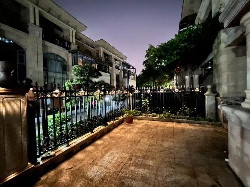 1.2V Εισερχόμενη τάση Εξωτερικό φως LED Ηλιακή ενέργεια Σκάλα Φώτα για το φως τοίχου κήπου