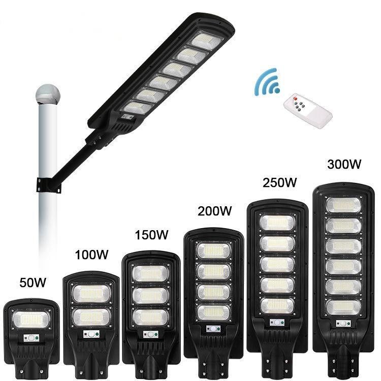 Η μπαταρία 3.2V/16000MAH 100lm/w 100w 200w 300w Ηλιακό φως δρόμου με τηλεχειριστήριο